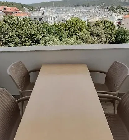 Deniz אכסניה